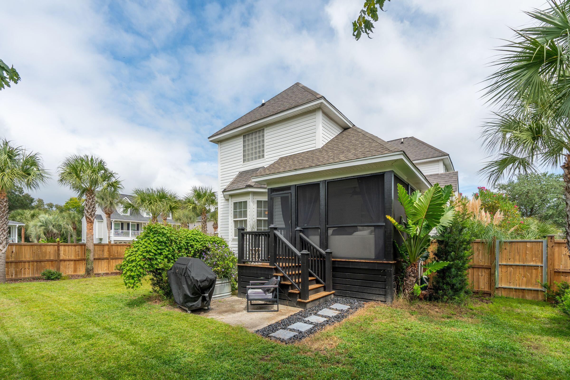 1717 Lotus Lane Charleston, SC 29412 - Photo 5 of 54 1717LotusLn--053