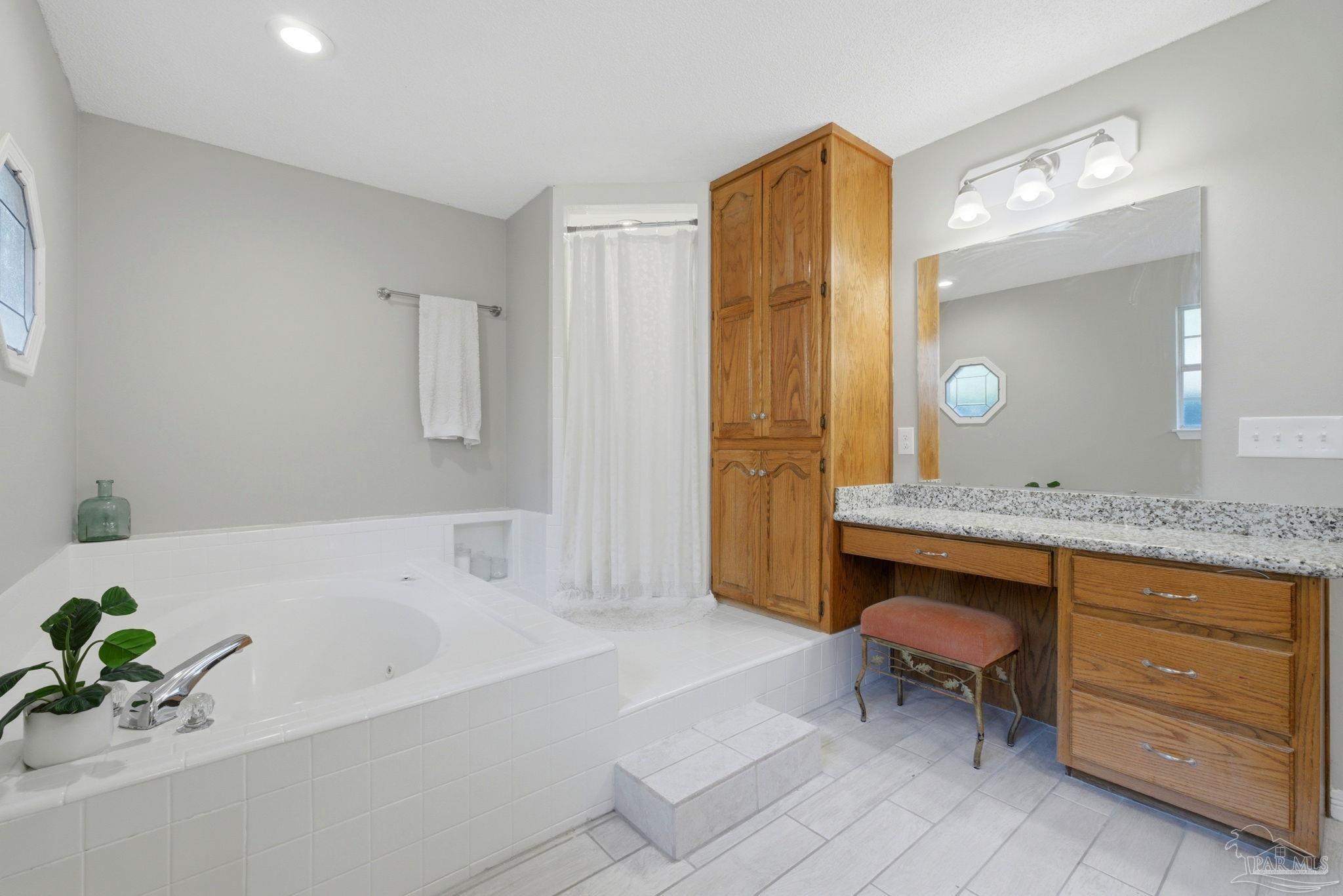 5481 Rowe Trail Pace, FL 32571 - Photo 15 of 57