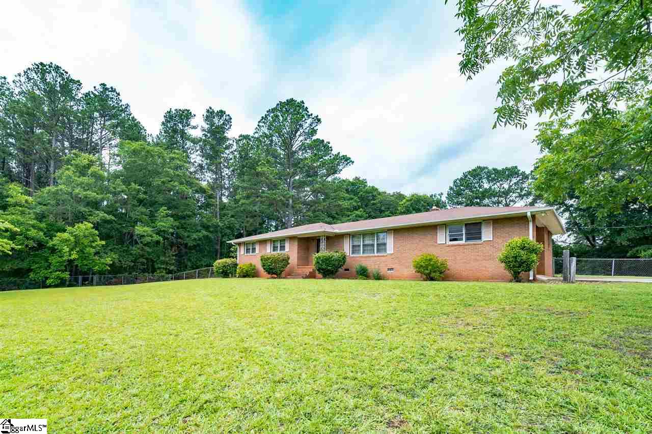 219 McAlister Road Anderson, SC 29625 - Photo 3 of 30