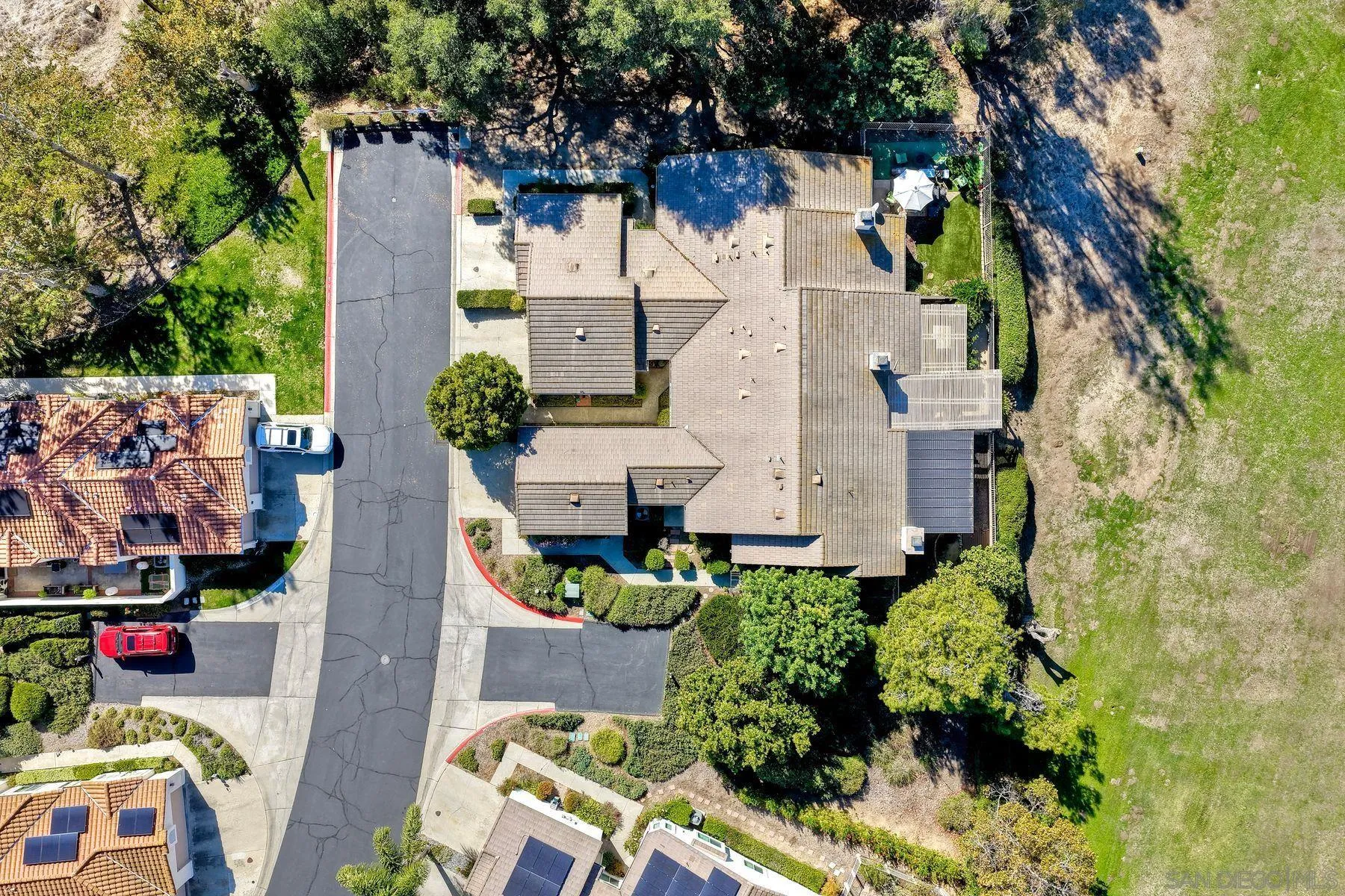 29414 Circle R Greens Drive Escondido, CA 92026 - Photo 25 of 34 an aerial view of multiple house