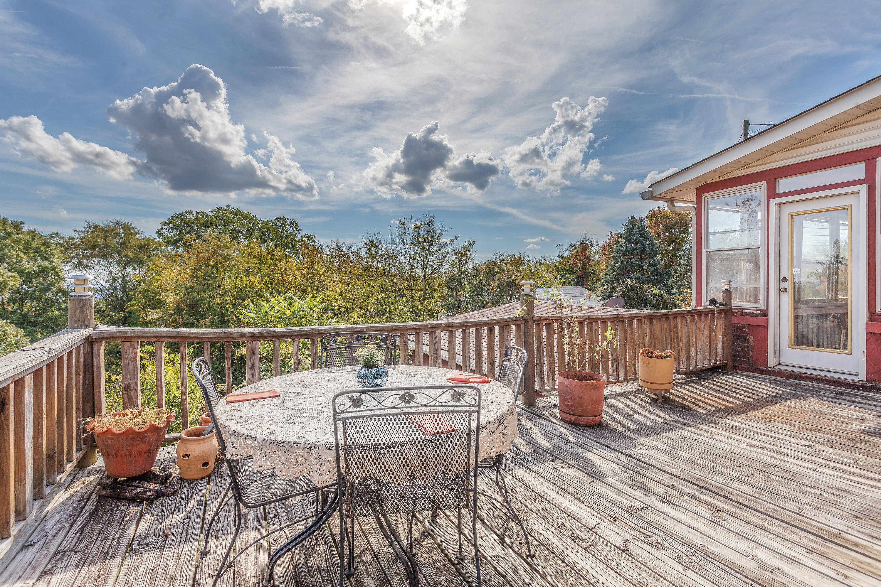 638 South Crest Road Chattanooga, TN 37404 - Photo 23 of 26 Back Deck