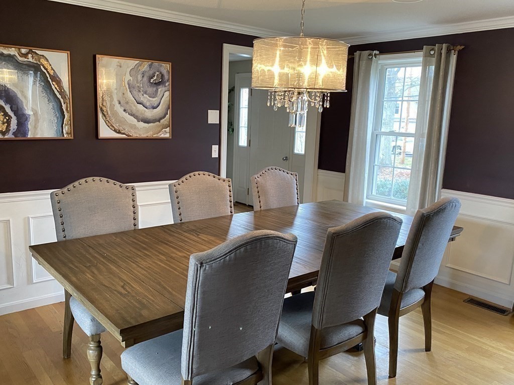 211 Parker Road Dracut, MA 01826 - Photo 12 of 32 Gallery Image 12