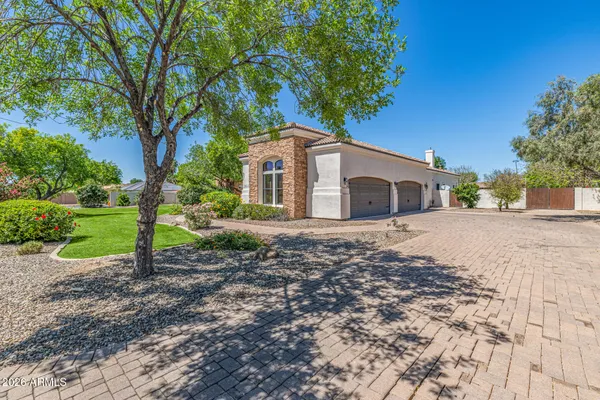 $2,750,000 | 2816 East Clark Drive, Gilbert, AZ 85297