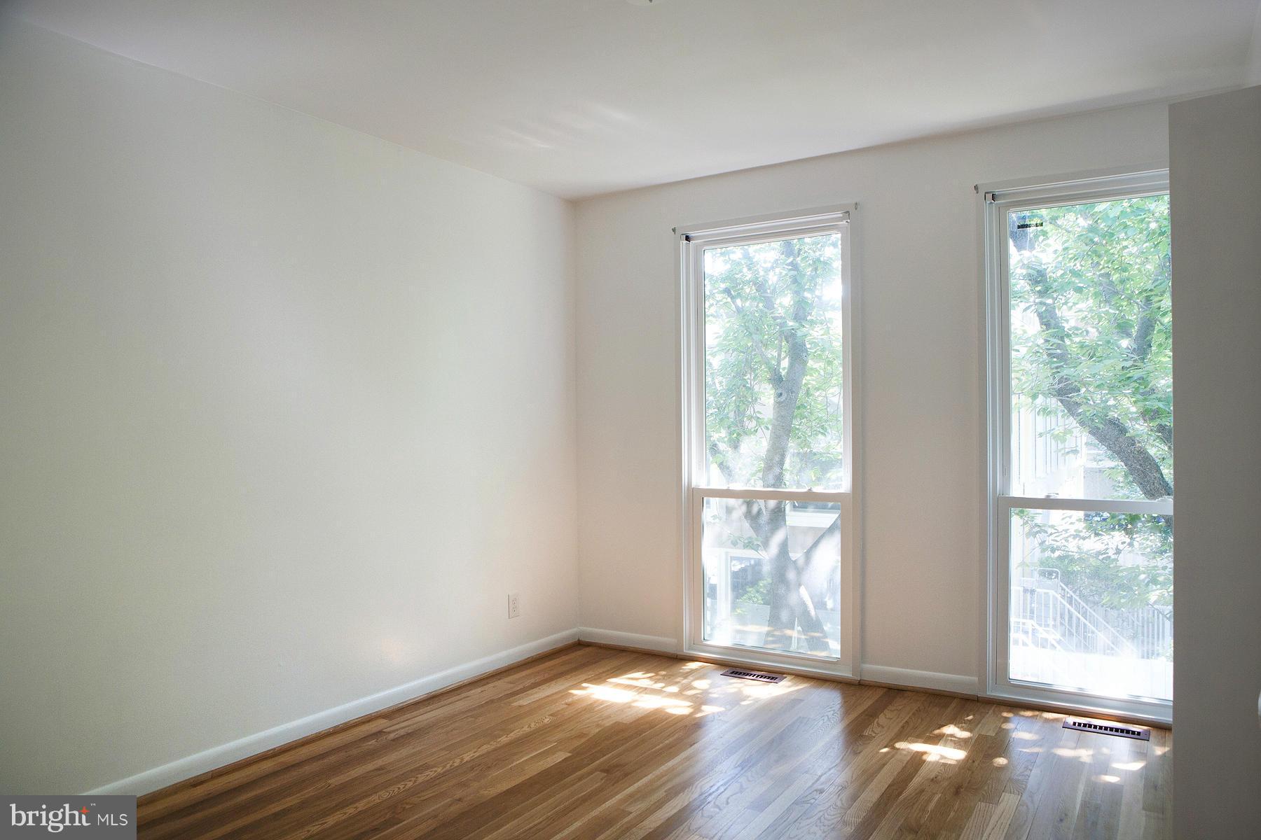 237 G Street Southwest, Unit 120 Washington, DC 20024 - Photo 9 of 21 Bath (Master)