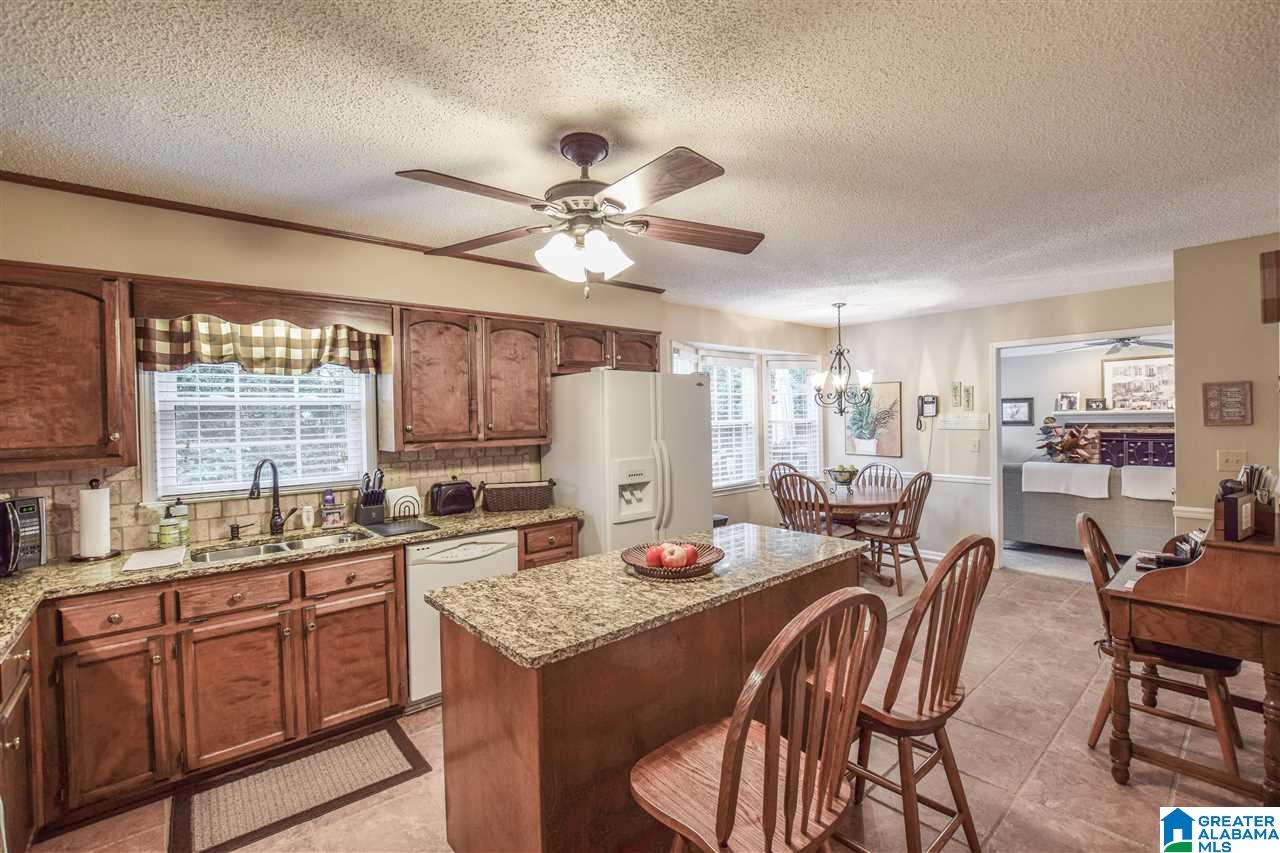 101 Mallard Pointe Drive Pelham, AL 35124 - Photo 13 of 37