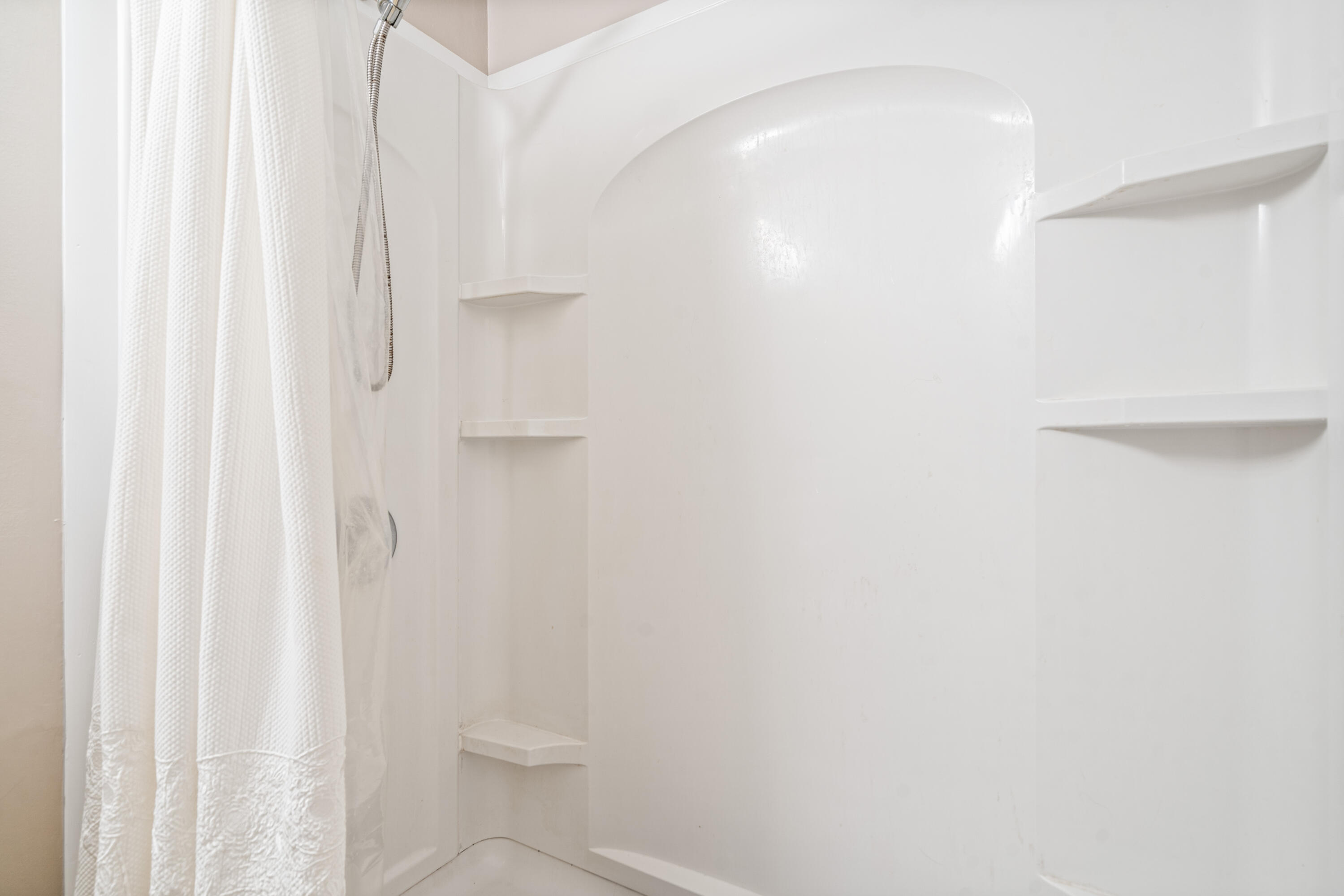 320 Horizon West, Unit 103 Boynton Beach, FL 33435 - Photo 16 of 24 016-320HORIZONSW-103-BoyntonBeach-33435-