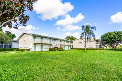 $125,000 | 320 Horizon West, Unit 103, Boynton Beach, FL 33435