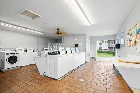 $125,000 | 320 Horizon West, Unit 103, Boynton Beach, FL 33435