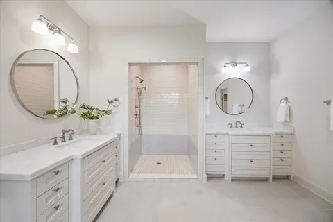 $1,150,000 | 15911 Redwood Pl Drive, Houston, TX 77079
