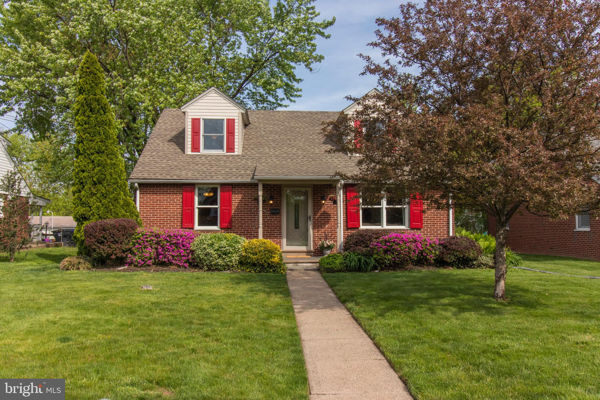 419 Ridge Avenue Souderton, PA 18964 - Photo 1 of 38 Exterior front