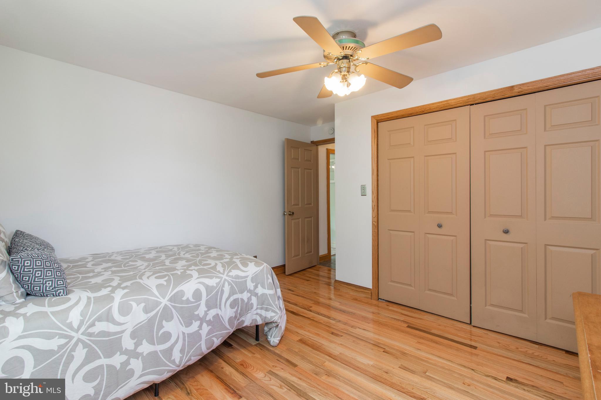 419 Ridge Avenue Souderton, PA 18964 - Photo 18 of 38 1st floor bedroom with double closet