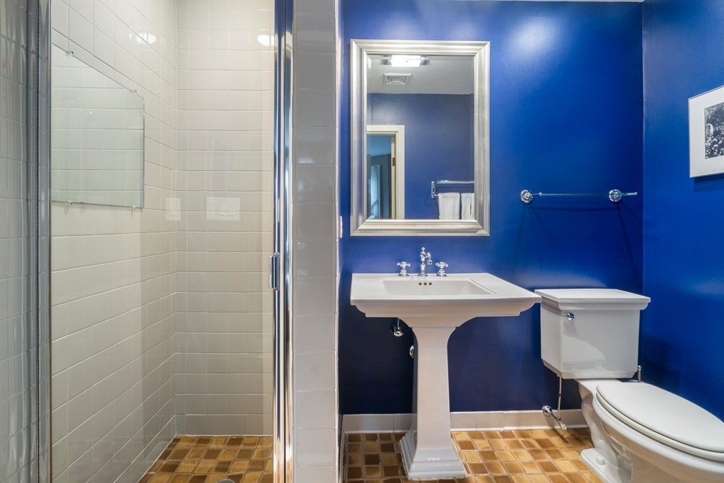 332 Shawmut Avenue Boston, MA 02118 - Photo 20 of 31