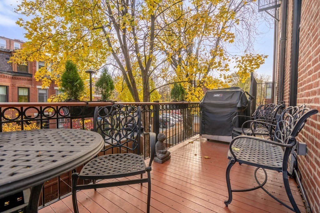 332 Shawmut Avenue Boston, MA 02118 - Photo 10 of 31