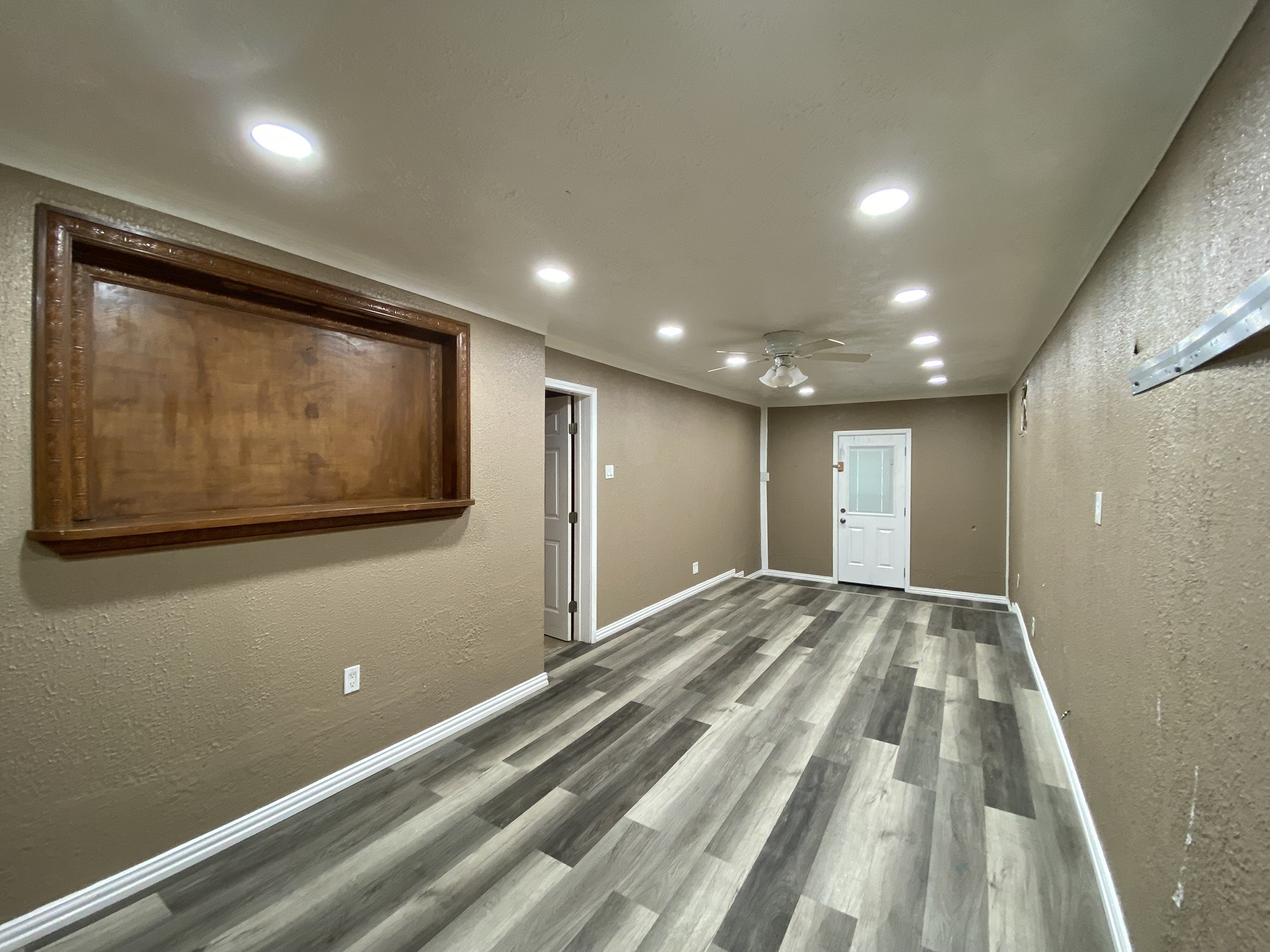 3013 Fern Street Pasadena, TX 77503 - Photo 20 of 23 a view of an empty room