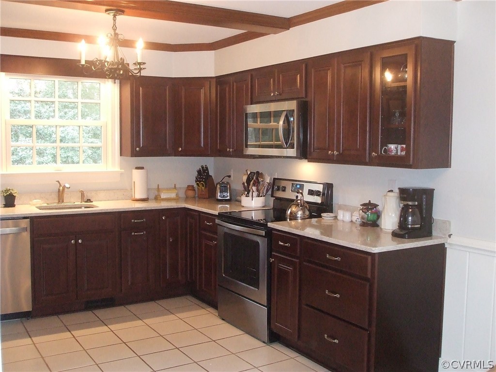 4249 Shirley Road Richmond, VA 23225 - Photo 5 of 23 Gallery Image 5