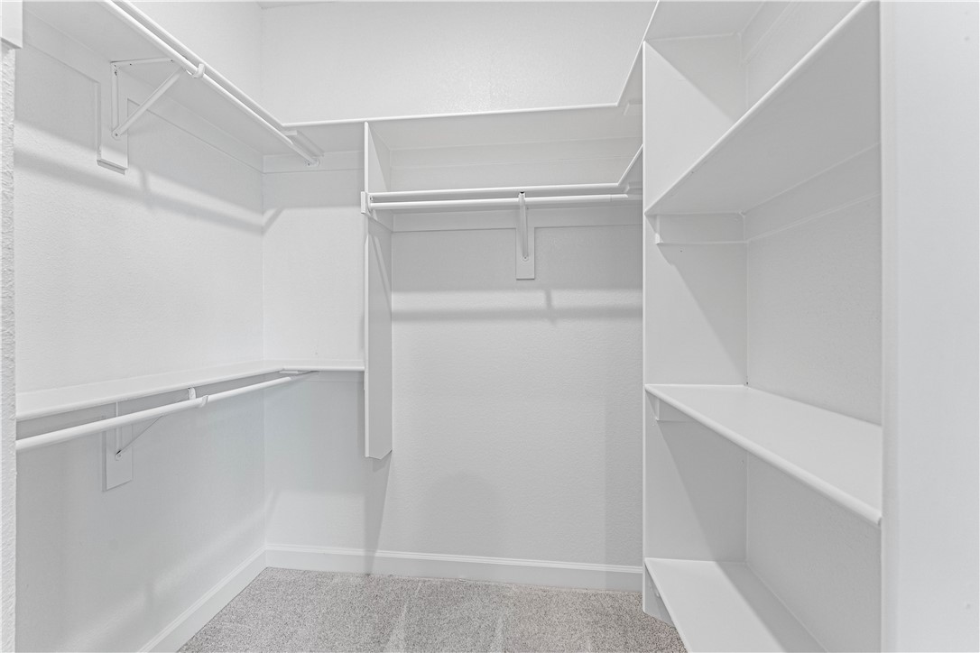 1810 Farmer Street Pea Ridge, AR 72751 - Photo 14 of 24 Primary Closet