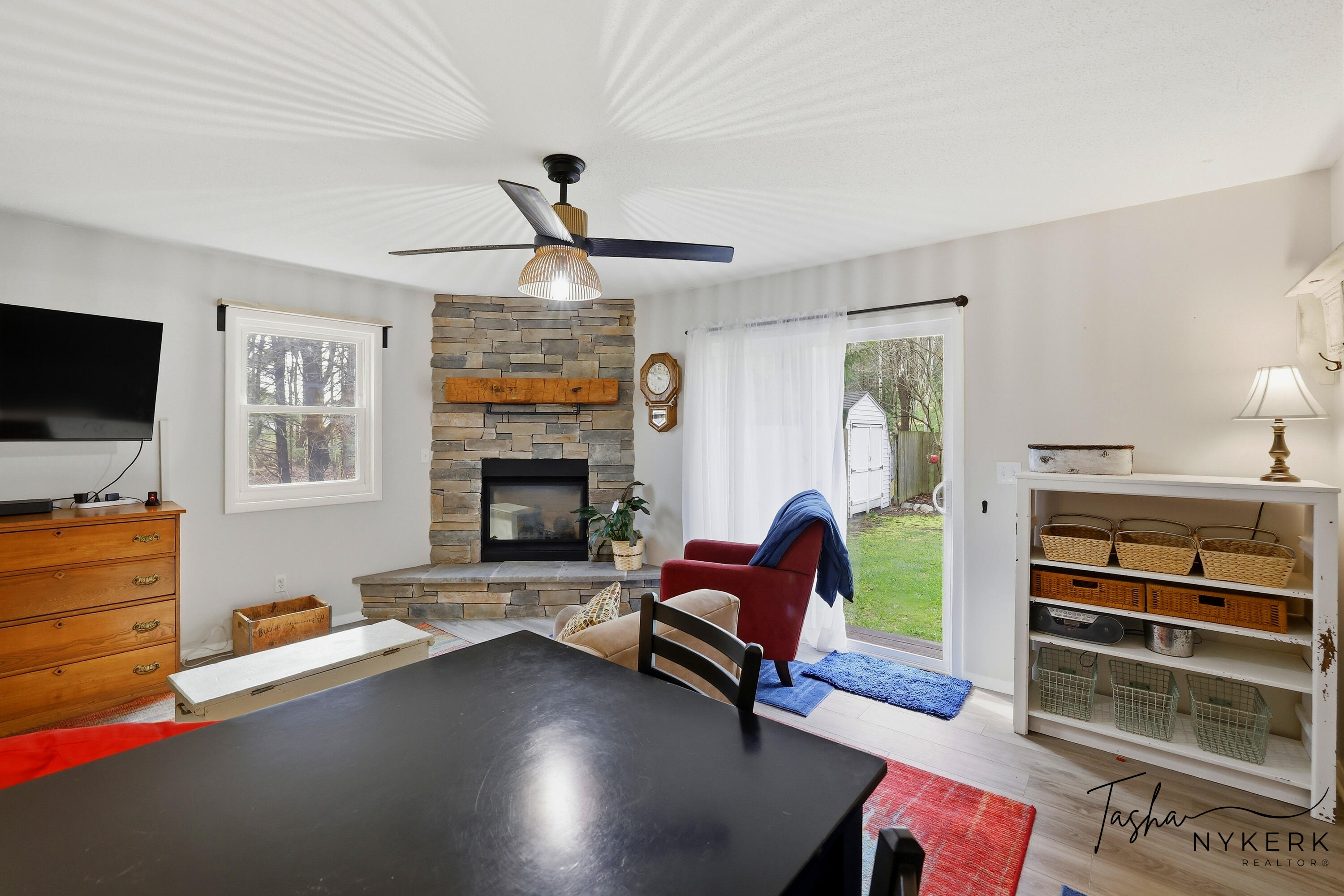 2467 Fenner Road Muskegon, MI 49445 - Photo 35 of 47 2467 fenner rd-027