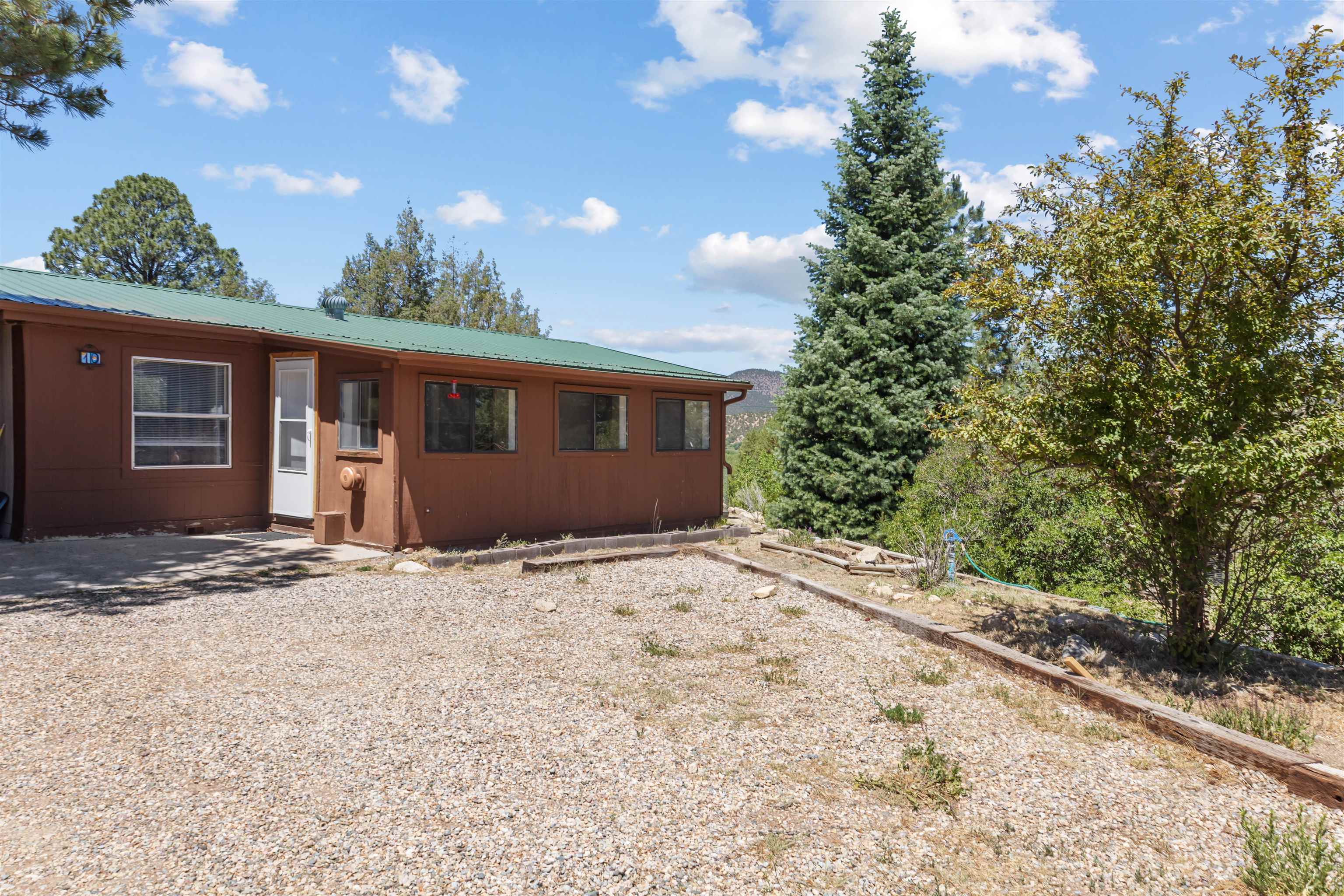 10 Hunt Road Questa, NM 87556 - Photo 22 of 35 Gallery Image 22
