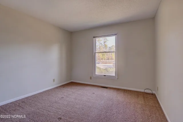 $2,150 | 103 Bermuda Circle, Hampstead, NC 28443