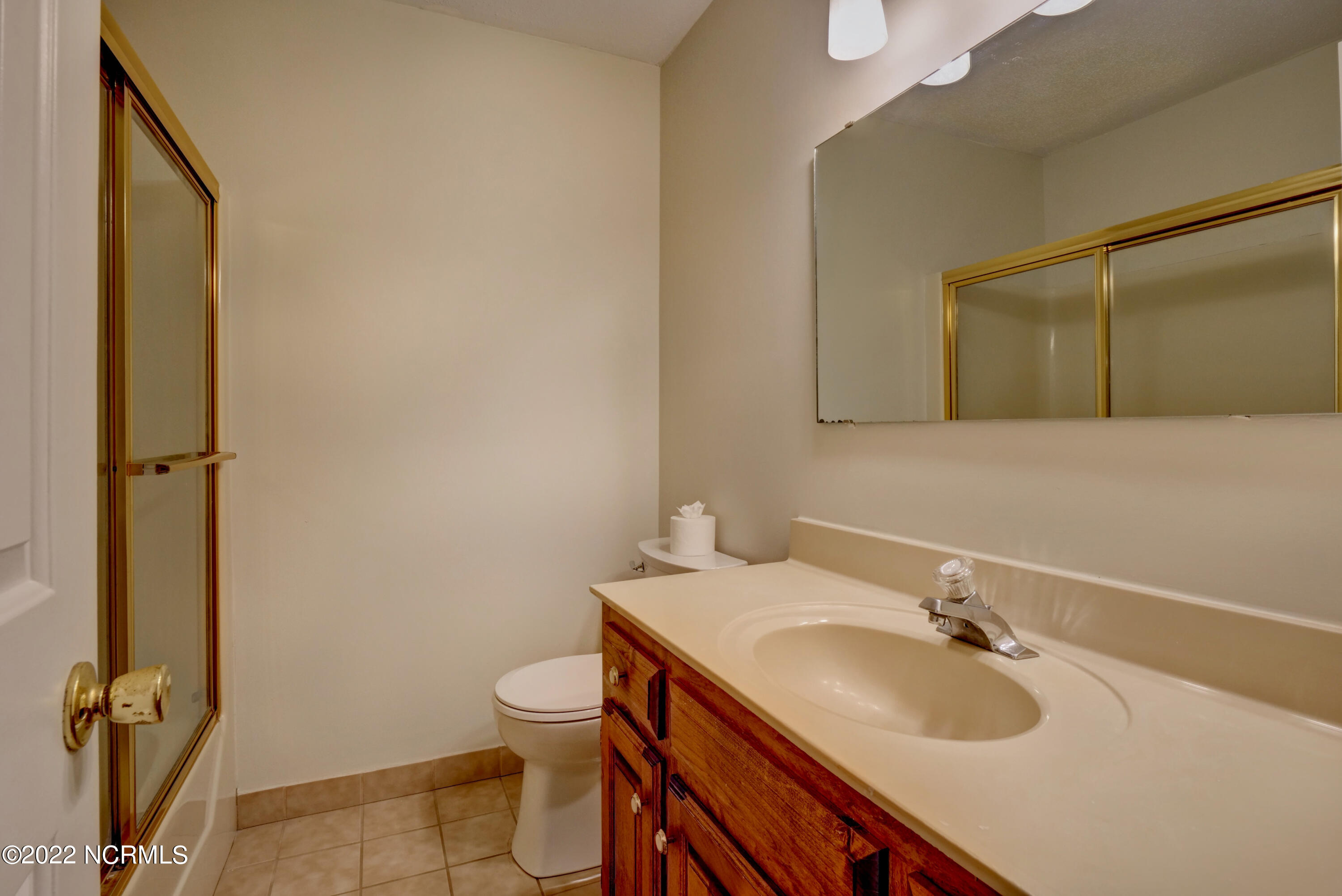 103 Bermuda Circle Hampstead, NC 28443 - Photo 20 of 26 P6311227_28_29_30_31_32_33