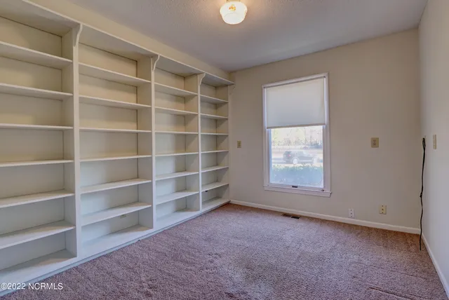 $2,150 | 103 Bermuda Circle, Hampstead, NC 28443