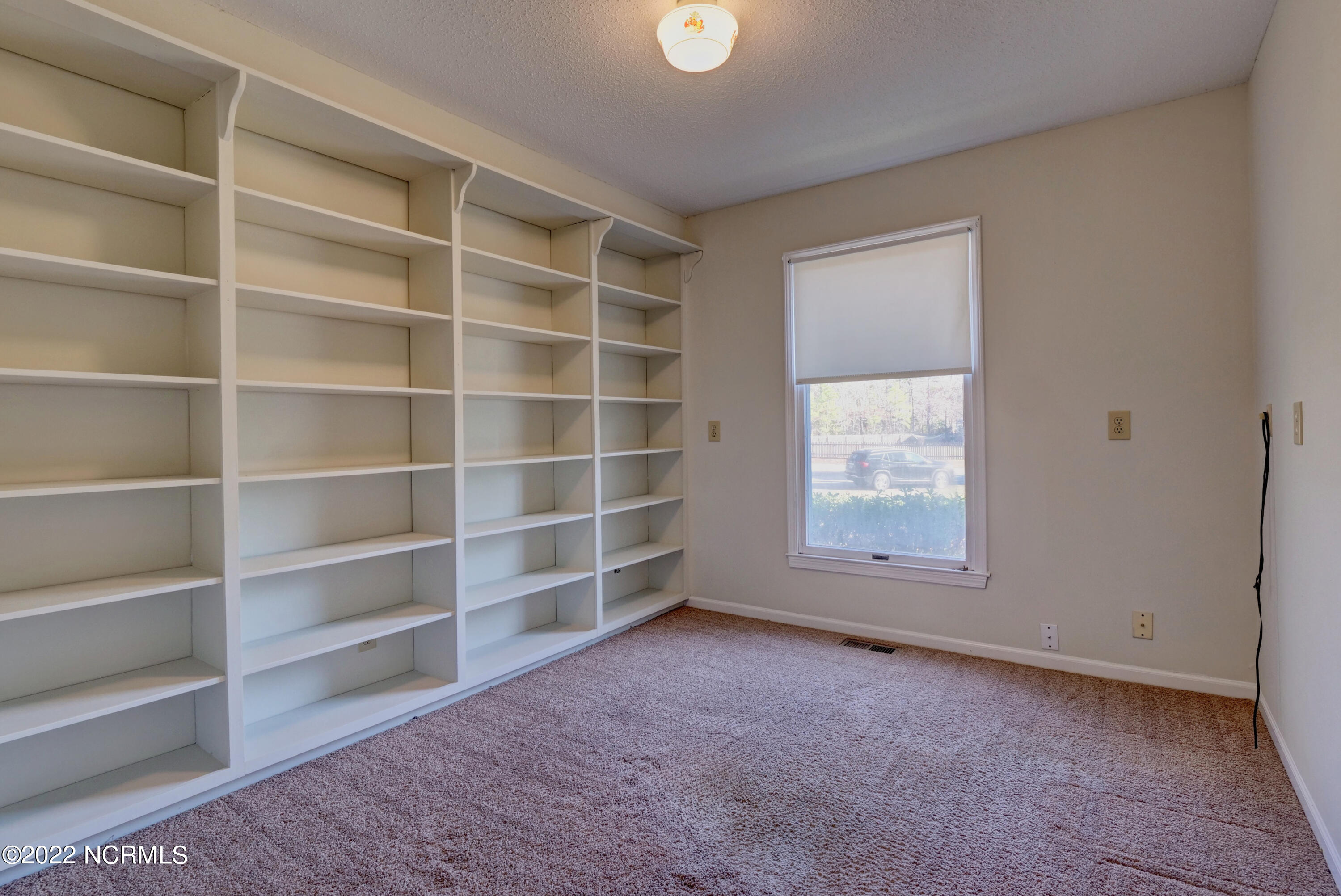 103 Bermuda Circle Hampstead, NC 28443 - Photo 21 of 26 P6311234_35_36_37_38_39_40