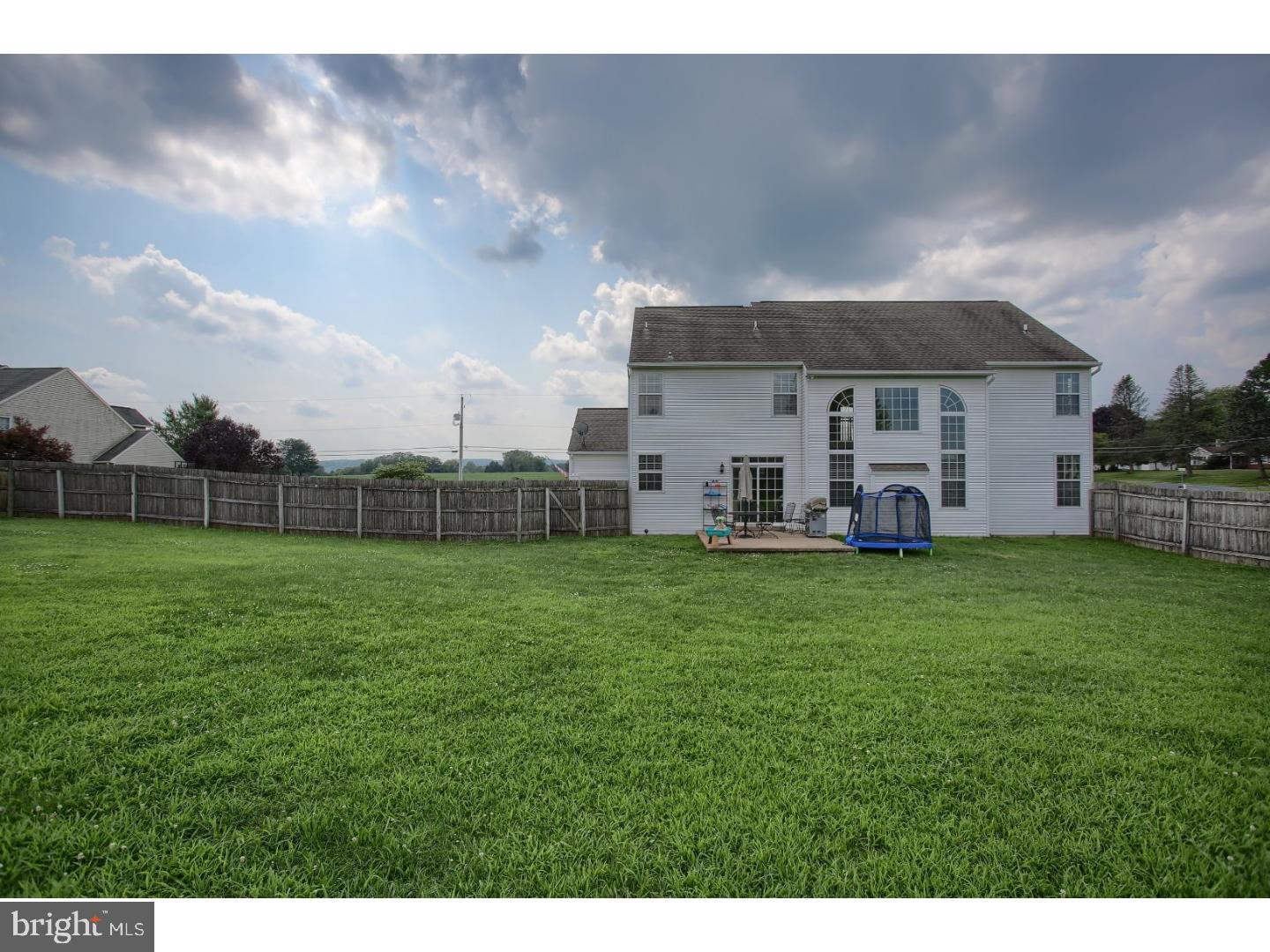 364 Beech Road Mohnton, PA 19540 - Photo 4 of 25 Gallery Image 4