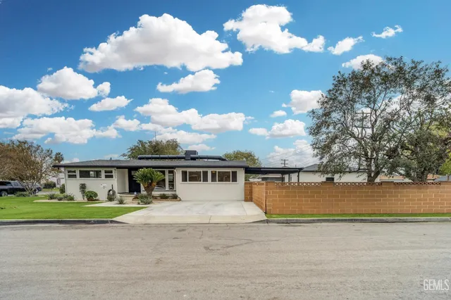 $360,000 | Undisclosed Address, Bakersfield, CA 93304