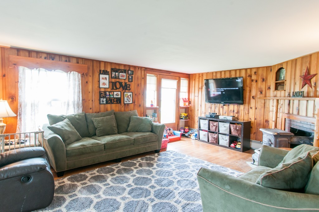5 Silver Lake Road Hollis, NH 03049 - Photo 5 of 28