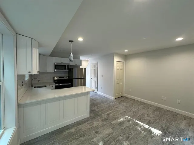 $1,930 | 1083 Whalley Avenue, Unit A, New Haven, CT 06515