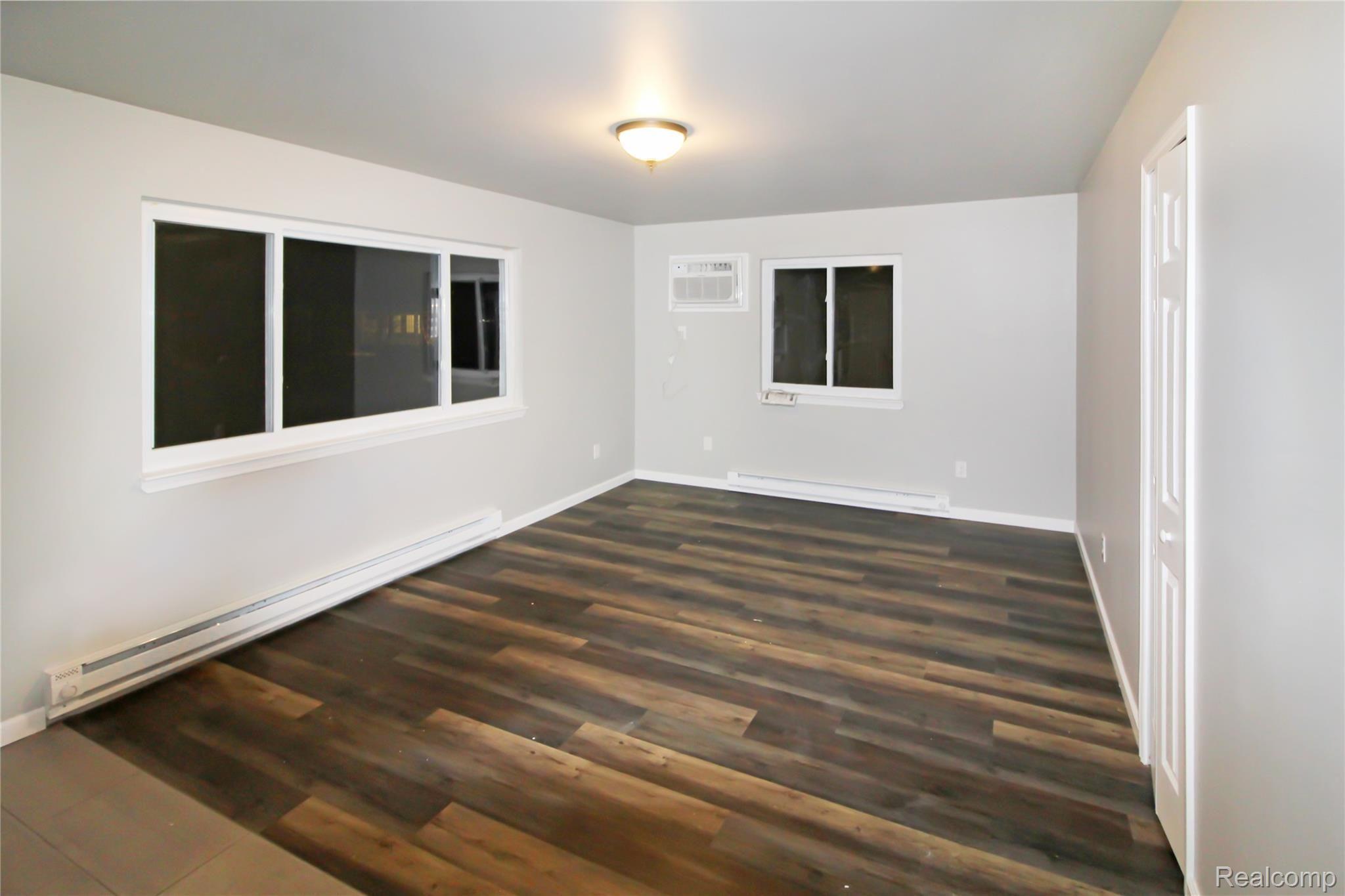 24024 Hall Road, Unit 2 Clinton Township, MI 48036 - Photo 3 of 10 IMG_7696.jpg