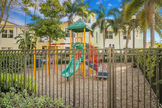 a view of outdoor space yard and patio