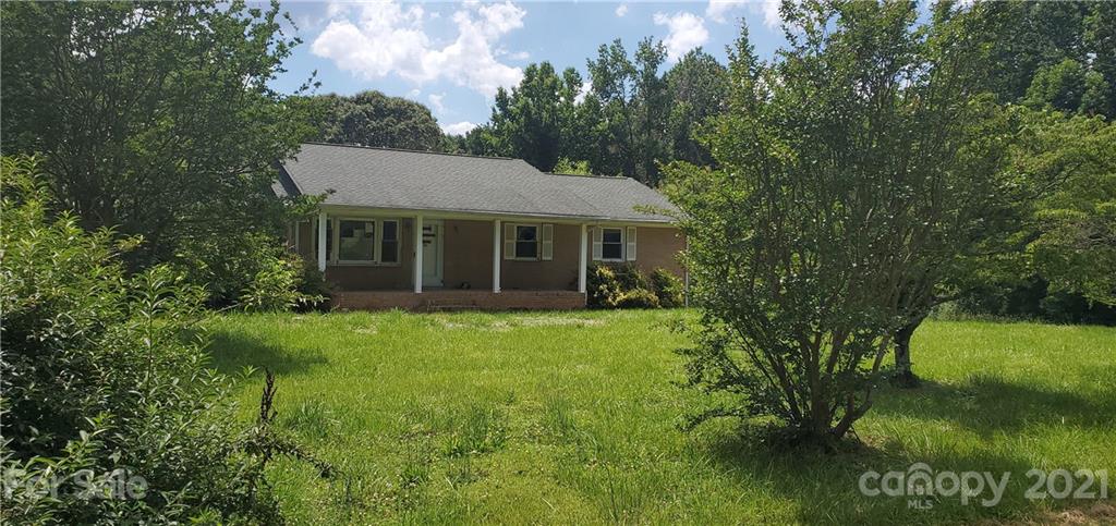 806 Edgewood Road Bessemer City, NC 28016 - Photo 1 of 10 Gallery Image 1