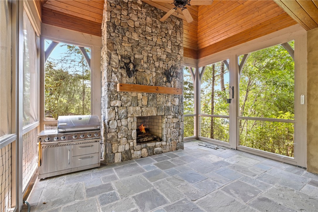 802 Top Ridge Drive Sunset, SC 29685 - Photo 26 of 38 Screened in porch