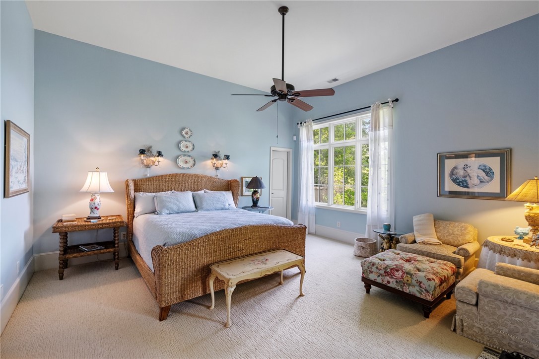 802 Top Ridge Drive Sunset, SC 29685 - Photo 28 of 38 Terrace level bedroom