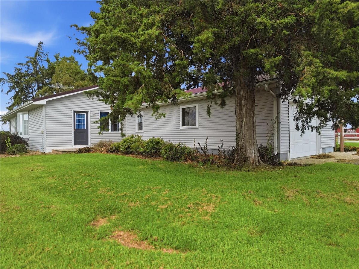9896 Lincoln Road Morrison, IL 61270 - Photo 24 of 27 Gallery Image 24