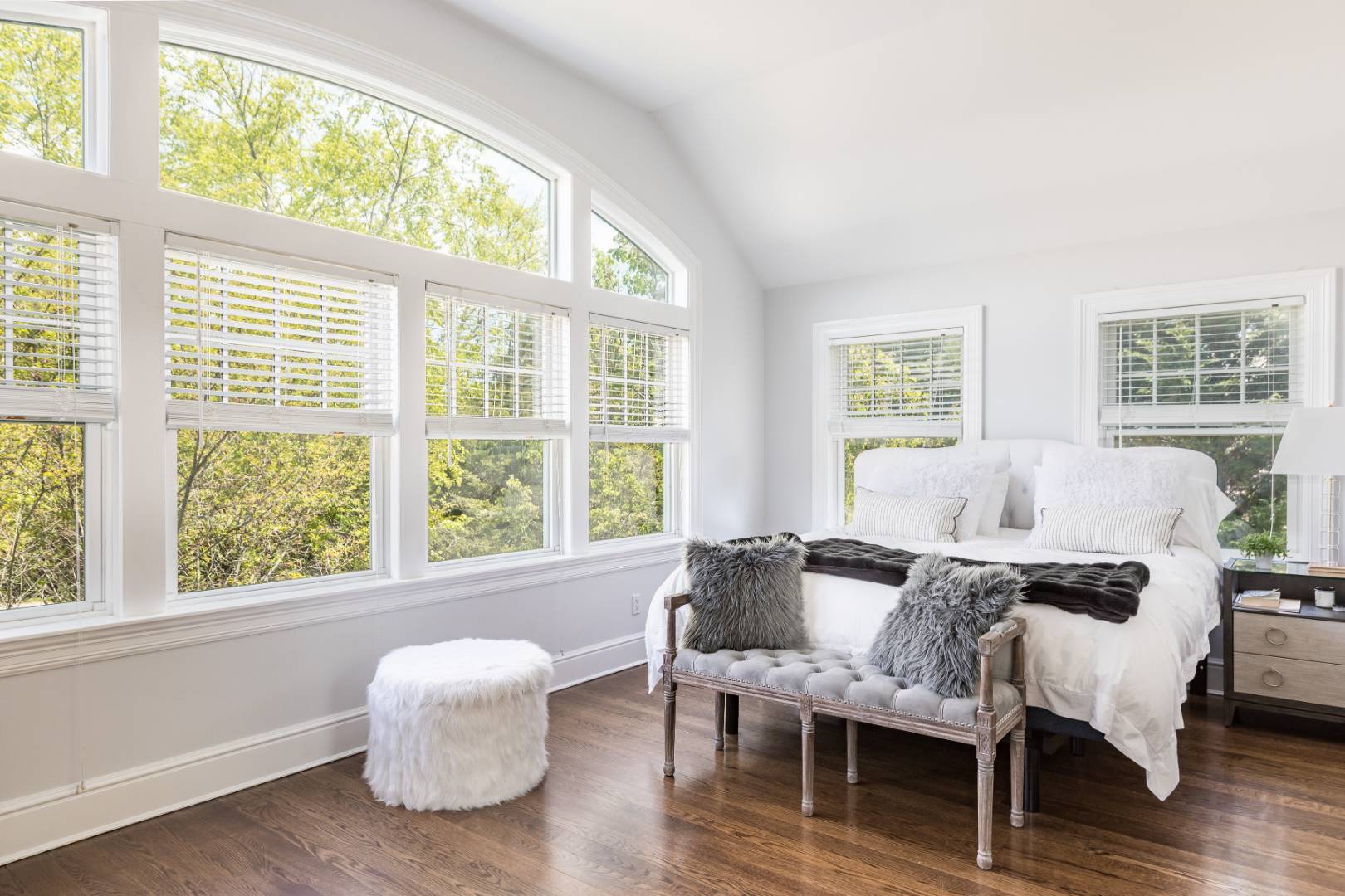 19 Kellis Way Bridgehampton, NY 11932 - Photo 20 of 26 a living room with furniture and wooden floor