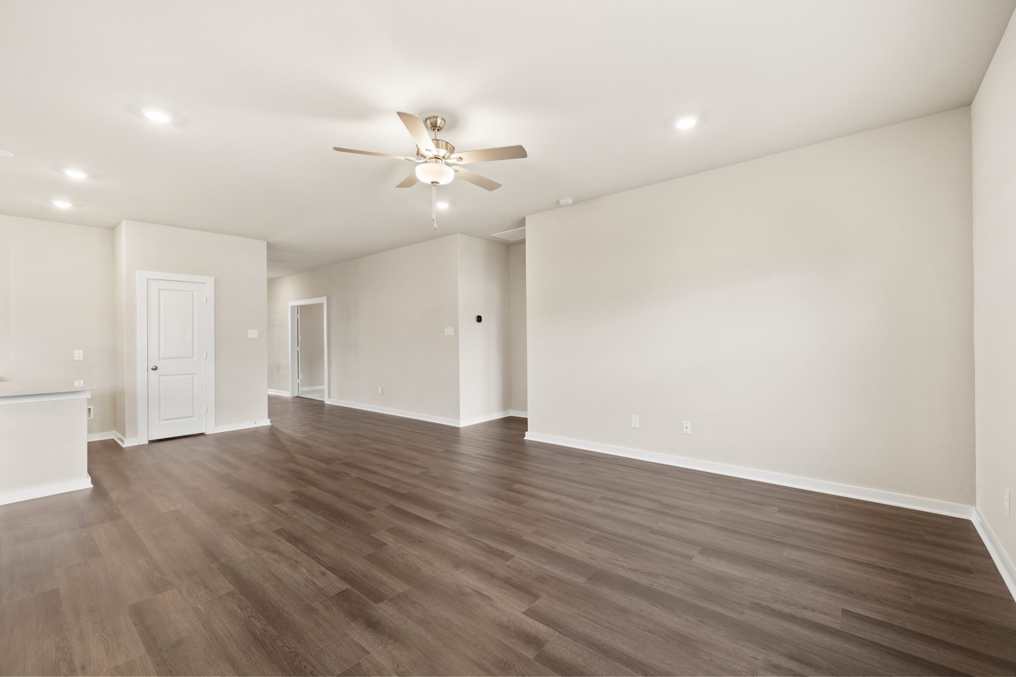 1923 Stargazer Lane Angleton, TX 77515 - Photo 11 of 37