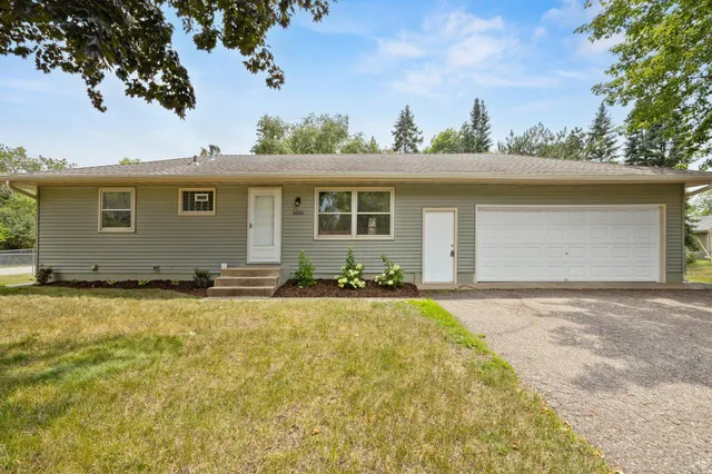 $344,900 | 6656 Gerdine Path, Lakeville, MN 55068