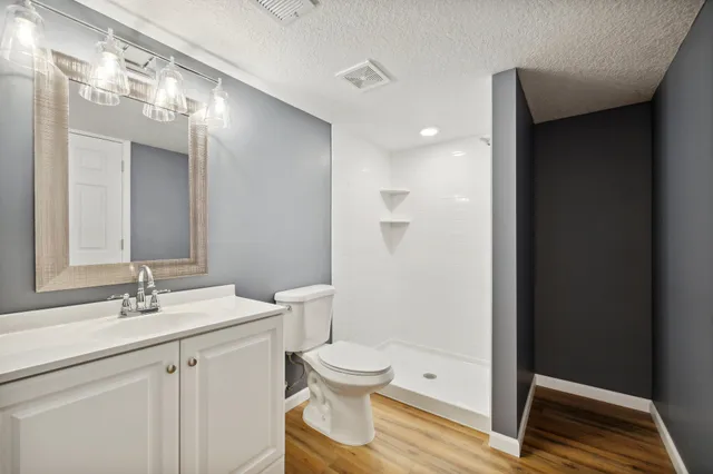 $344,900 | 6656 Gerdine Path, Lakeville, MN 55068