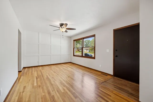 $344,900 | 6656 Gerdine Path, Lakeville, MN 55068