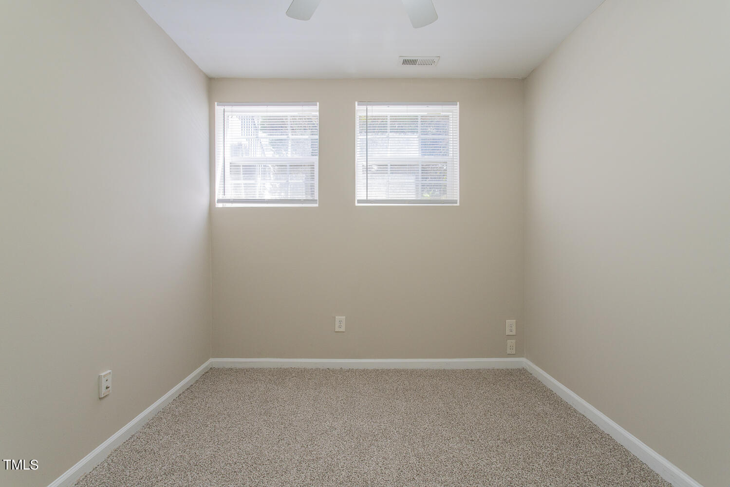 5447 Vista View Court Raleigh, NC 27612 - Photo 13 of 40 5447 vista view_013