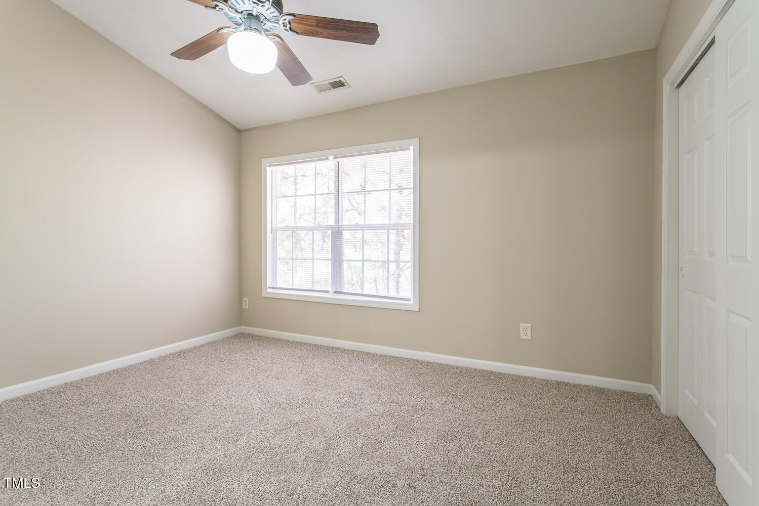 5447 Vista View Court Raleigh, NC 27612 - Photo 26 of 40 5447 vista view_026