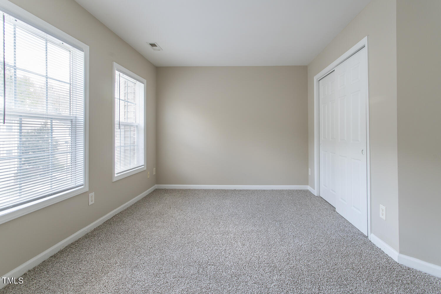 5447 Vista View Court Raleigh, NC 27612 - Photo 29 of 40 5447 vista view_029