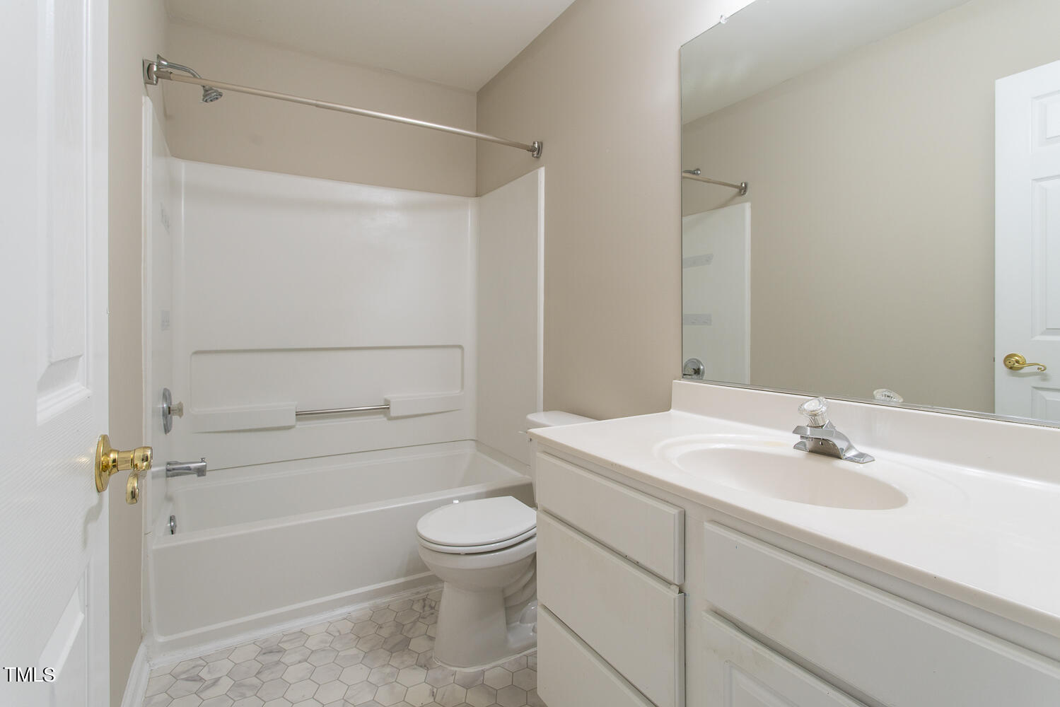 5447 Vista View Court Raleigh, NC 27612 - Photo 34 of 40 5447 vista view_034