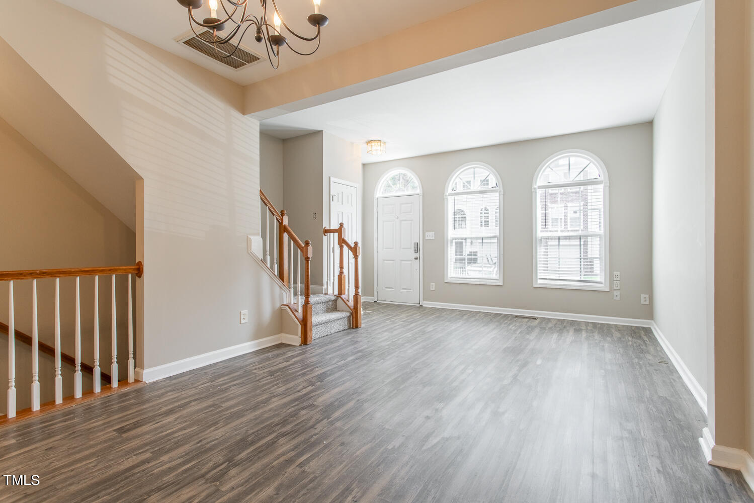 5447 Vista View Court Raleigh, NC 27612 - Photo 7 of 40 5447 vista view_007