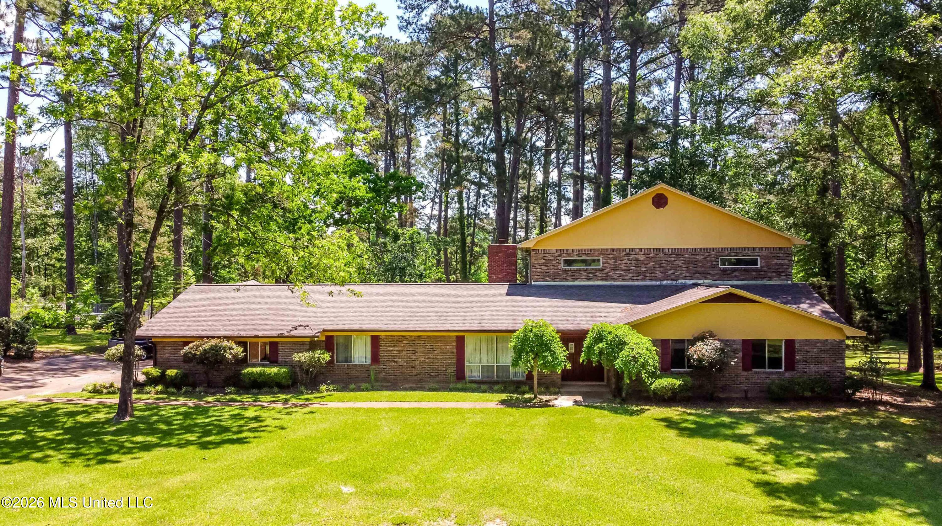 3830 Forest Hill Road Jackson, MS 39212 - Photo 2 of 61 watsonphotography260504114509