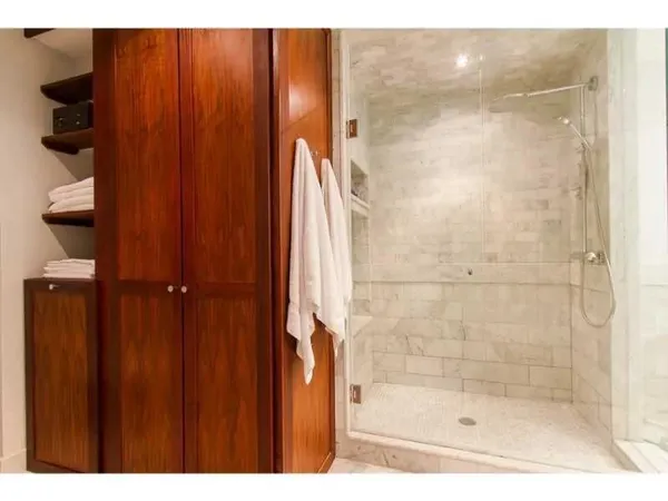 $5,750 | 1916 Greystone Road Northwest, Atlanta, GA 30318