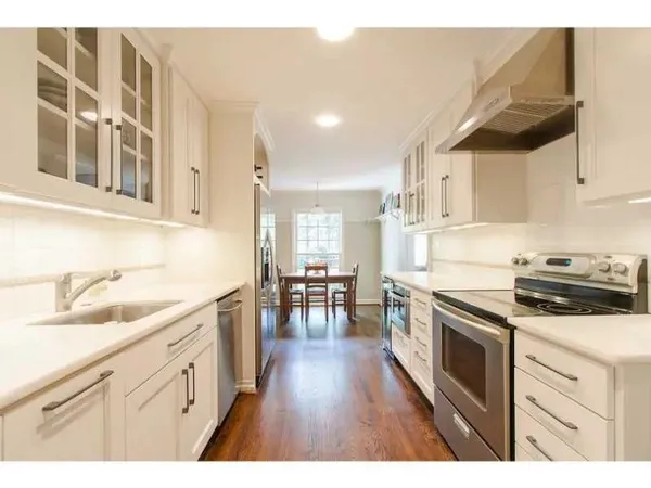 $5,750 | 1916 Greystone Road Northwest, Atlanta, GA 30318