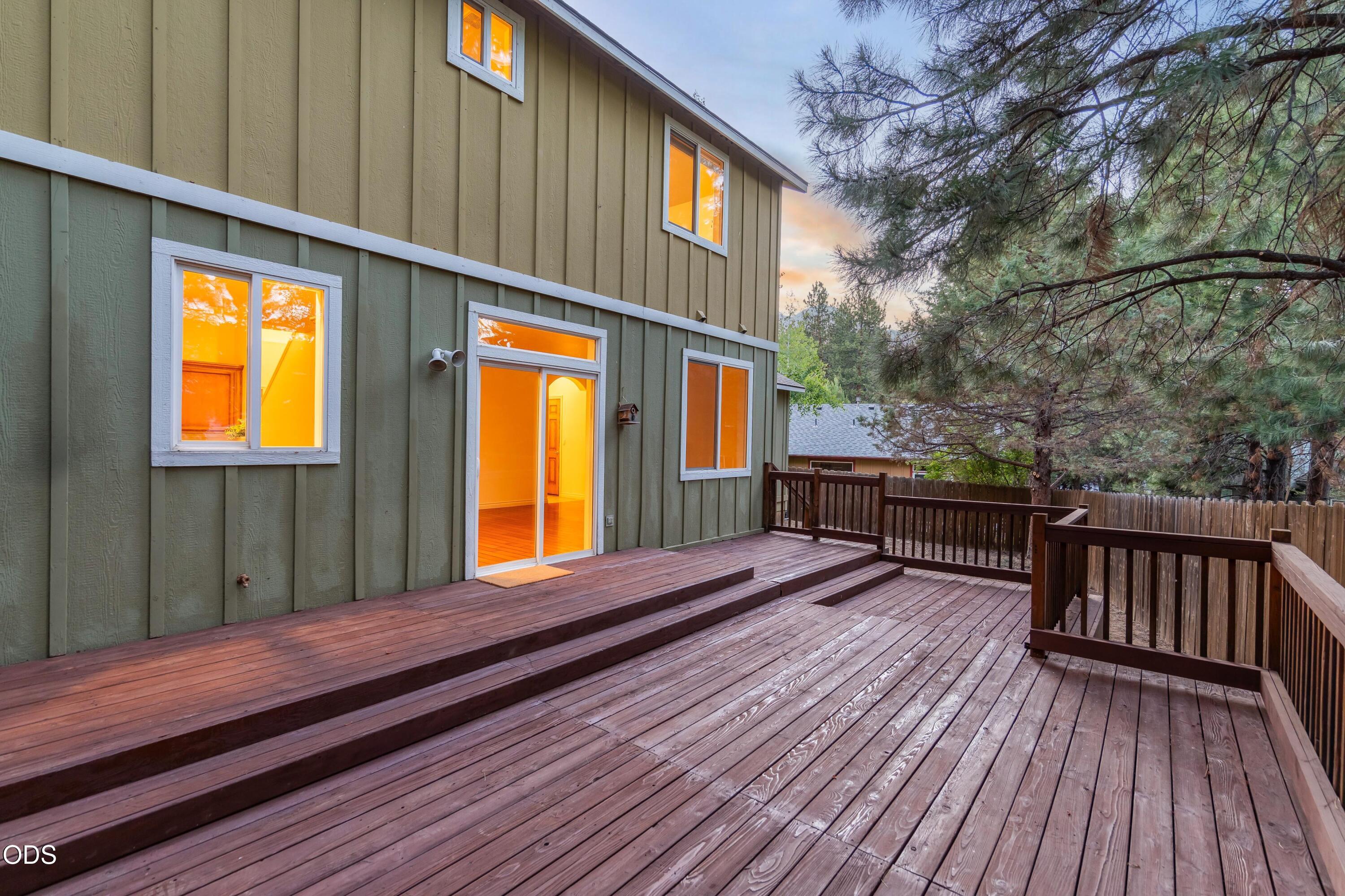 61192 Southwest Tall Timber Court Bend, OR 97702 - Photo 32 of 45